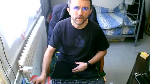 lokoum39 online show from December 28, 12:36 pm