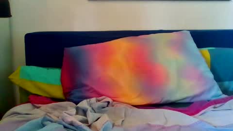 lollopup online show from July 7, 7:23 am
