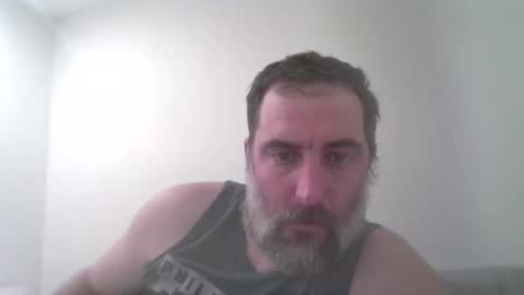 THE SEXIEST MAN ALIVE online show from April 7, 2:22 am