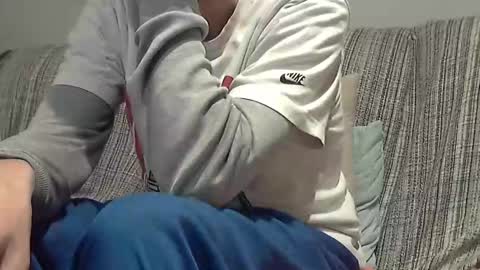 Alejandro Rulitos Twitter longnight55 Intagram 5longnight5 online show from February 19, 10:17 pm