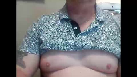 look823 online show from October 19, 3:04 pm