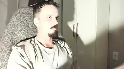 Lucas online show from October 10, 10:57 pm