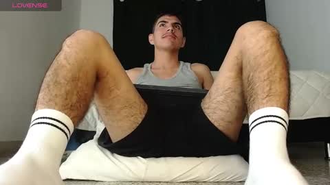 looki 16 online show from January 4, 3:50 am