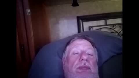 Snapshot of lookingagain181 chatting on September 13, 6:42 pm lookingagain181 online show from September 13, 6:42 pm