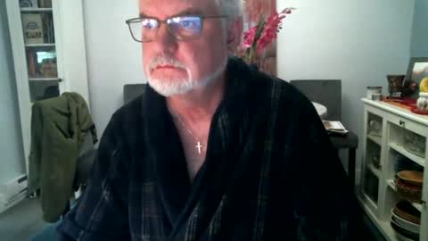 loop102 online show from May 18, 1:28 pm
