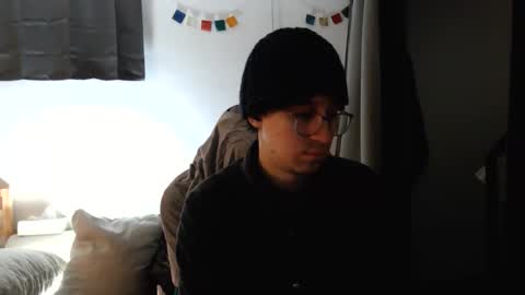 Peter and Ash online show from March 13, 4:03 pm