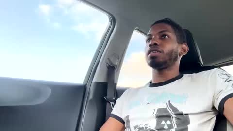 lorenzo17a online show from January 31, 11:46 am