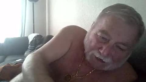 louis_chokdee online show from September 27, 3:43 pm