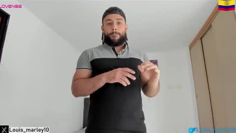 louis_marley_ online show from September 16, 4:41 pm