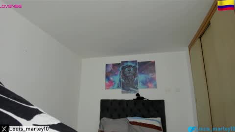 louis_marley_ online show from January 24, 9:47 pm