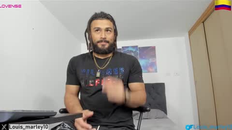 louis_marley_ online show from February 4, 1:02 am