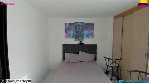 louis_marley_ online show from January 13, 12:56 pm