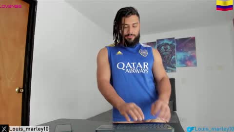 louis_marley_ online show from September 25, 4:06 pm