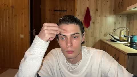 Mark online show from March 3, 11:44 pm