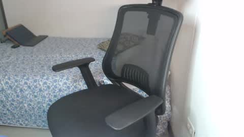 Andys and mary online show from February 11, 5:23 am