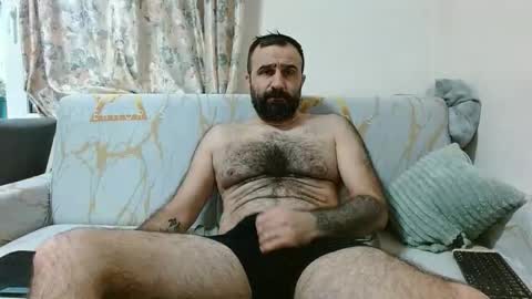 loveivat80 online show from February 6, 5:59 am