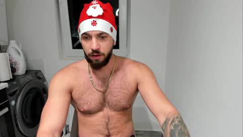 Snapshot of lovermike_ chatting on December 6, 4:36 am Mike online show from December 6, 4:36 am