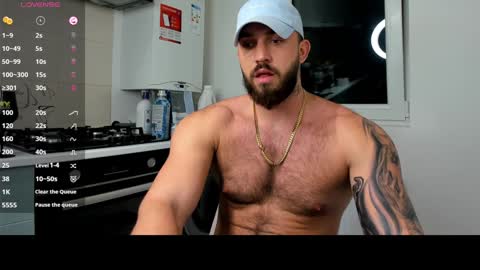 Snapshot of lovermike_ chatting on December 22, 8:14 pm Mike online show from December 22, 8:14 pm