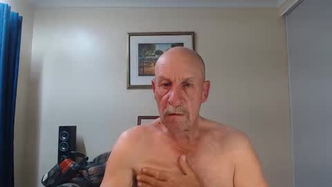 Lovesblackazz online show from September 26, 5:49 am