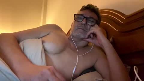 LovetoLick online show from January 9, 12:03 am