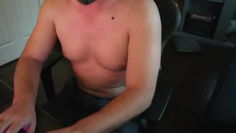 lowlee21 online show from November 23, 9:48 pm