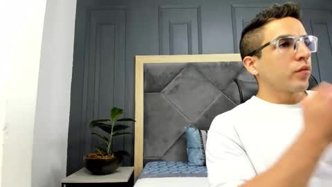 luca_morettii online show from October 24, 2:08 pm