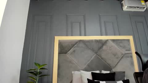 luca_morettii online show from October 29, 12:08 pm