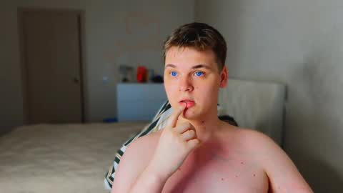 Lucas Gill online show from February 20, 6:26 am