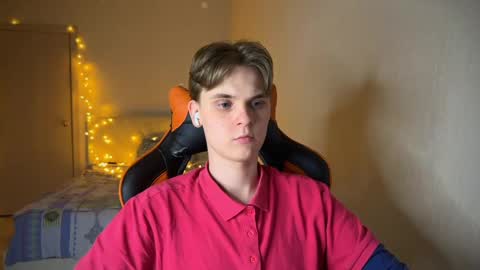 Lucas Gill online show from February 17, 10:25 pm