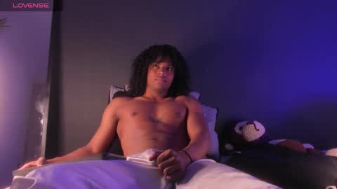   online show from October 20, 1:09 am