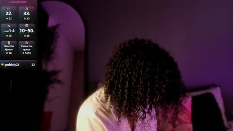   online show from December 15, 1:41 pm