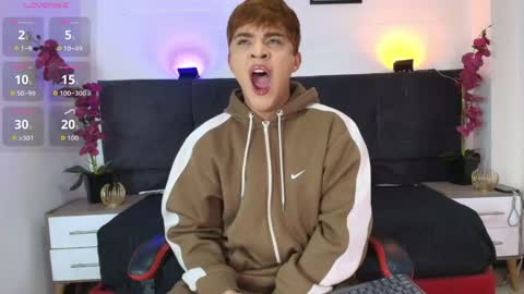 Lucas lovee online show from June 1, 1:11 pm