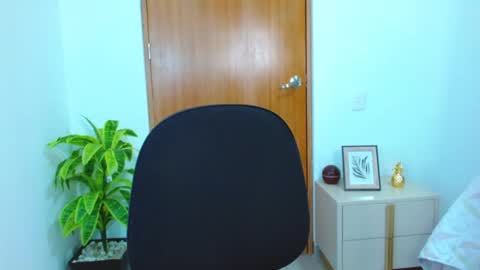 Lucas Luxx online show from February 25, 6:09 pm