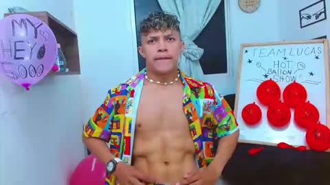 Lucas Luxx online show from November 17, 2:20 pm