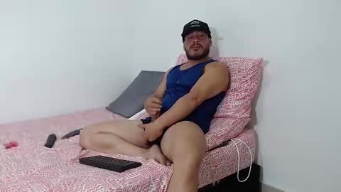 Snapshot of lucas_montesori chatting on March 2, 1:15 am Lucas Montesori online show from March 2, 1:15 am