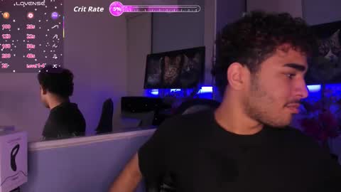 lucascarterr online show from December 2, 4:48 am