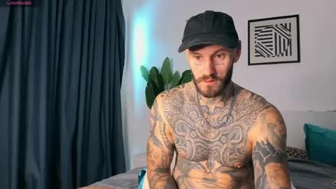 lucasexclusive online show from July 28, 5:15 am