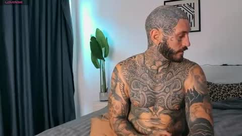 lucasexclusive online show from June 21, 5:02 am