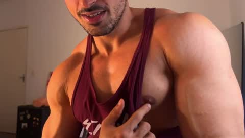 lucasfit24 online show from July 24, 2:09 am