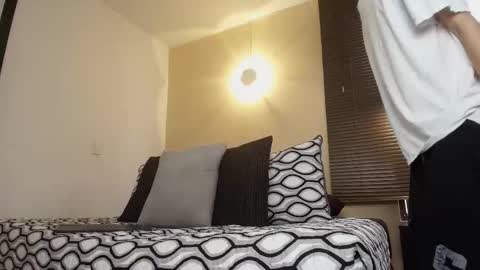 Lucian Morel S online show from December 15, 12:46 pm