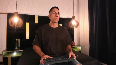 Lucio online show from March 12, 11:40 am