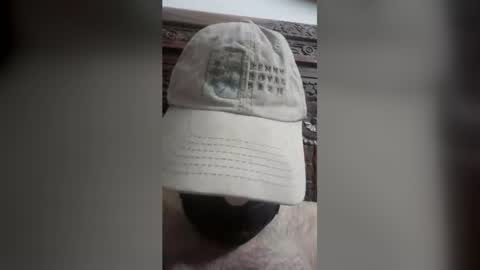 luckyfalcon2022 online show from July 2, 5:57 am