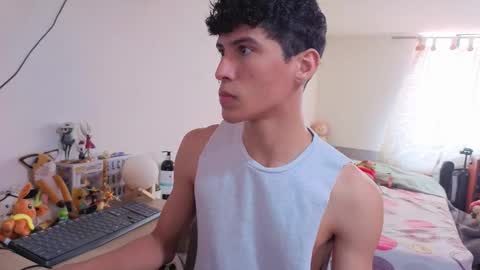 Lu Independent Model online show from February 19, 4:36 pm