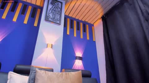 Luis AS online show from October 22, 1:26 pm