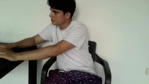 Luis S Kennedy online show from February 3, 12:43 pm