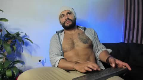 LUKE online show from December 6, 12:05 pm