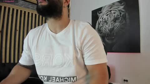 LUKE online show from March 8, 11:55 am