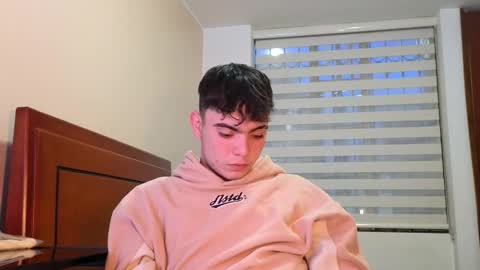 lukeboyce online show from September 15, 11:06 pm