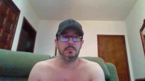 Luke online show from January 3, 8:32 pm