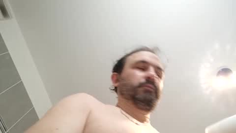 Snapshot of luluberlu042 chatting on January 10, 7:04 am Ludo online show from January 10, 7:04 am